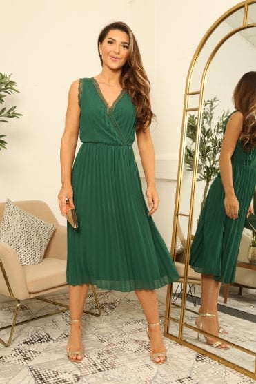 Dark Green Sleeveless Lace Trim Wrap Front Pleated Chiffon Midi Dress